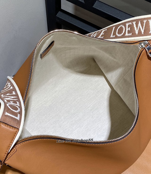 Loewe專櫃2022新款Cubi行李袋肩背包 羅意威Cubi Anagram單肩腋下斜挎包 11325 lyw1251